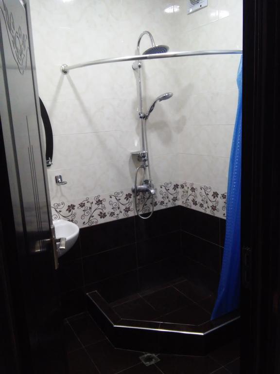 Mari Apartment Batumi Esterno foto